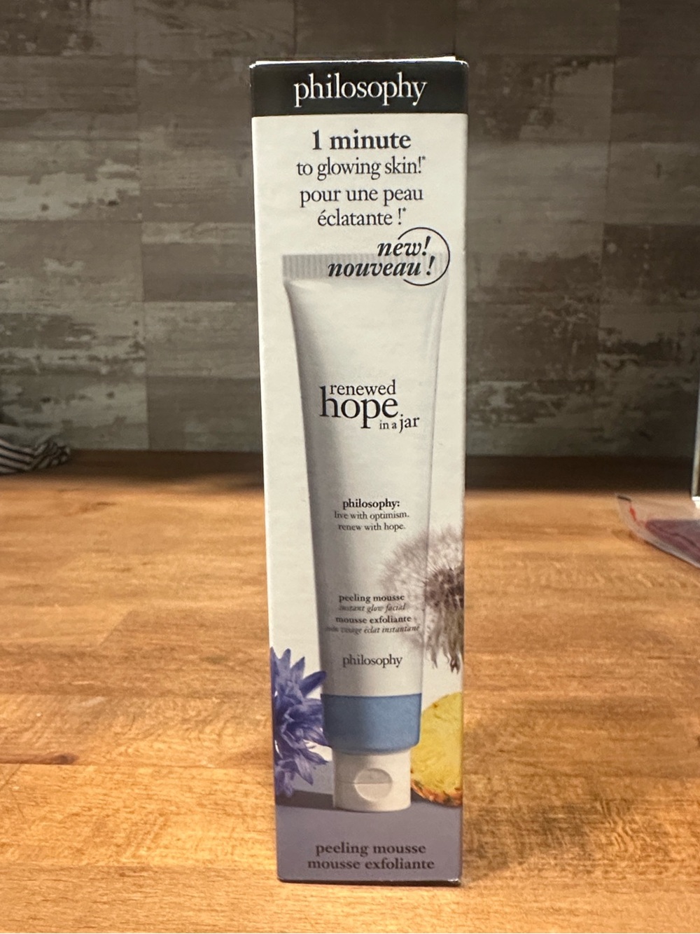 NEW IN BOX Philosophy Renewed Hope Peeling Mousse - White & Light Blue